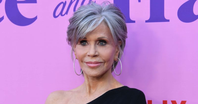 'I hope I can be example': Jane Fonda urges young people to not be 'afraid of getting older' as she turns 85