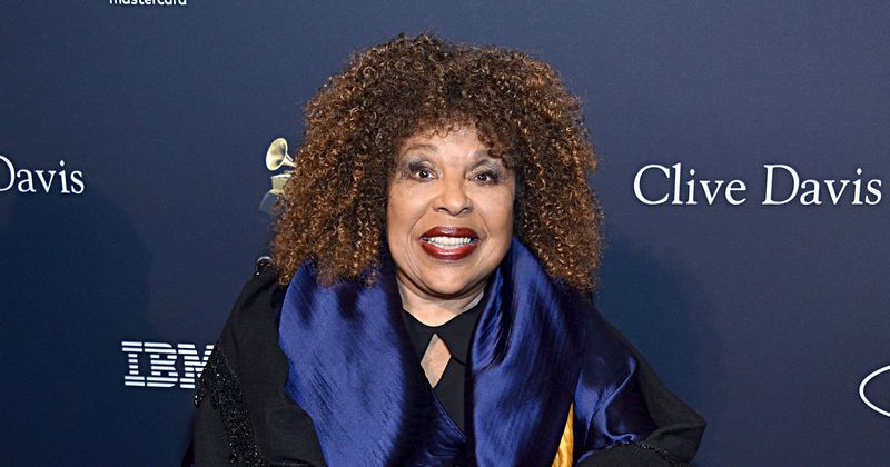 Roberta Flack can NO LONGER SING after ALS diagnosis, fans say it's 'unfathomably cruel'