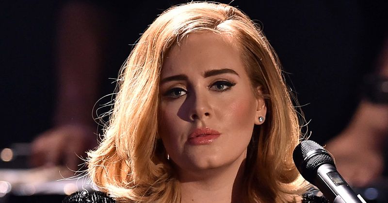'Get it together': Adele mocked as she breaks down repeatedly as Vegas residency finally kicks off