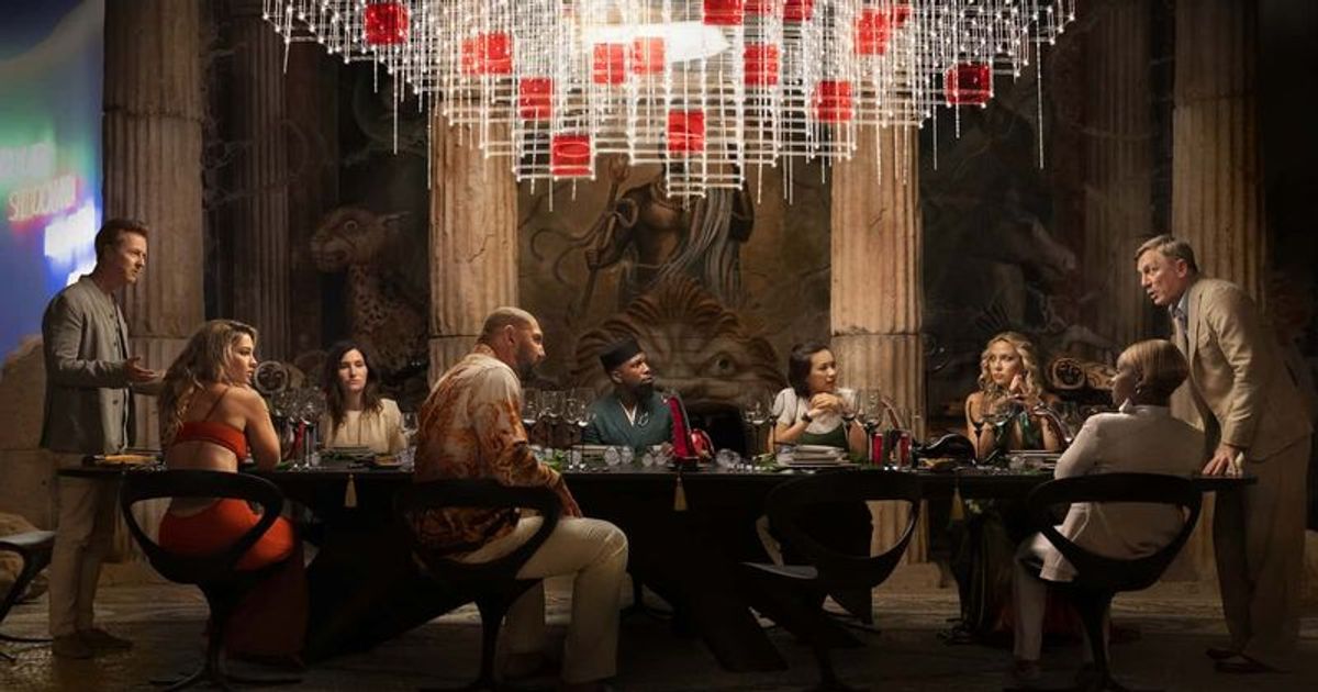 'Glass Onion: A Knives Out Mystery' reigns supreme, sets sixth-biggest debut of all time for Netflix