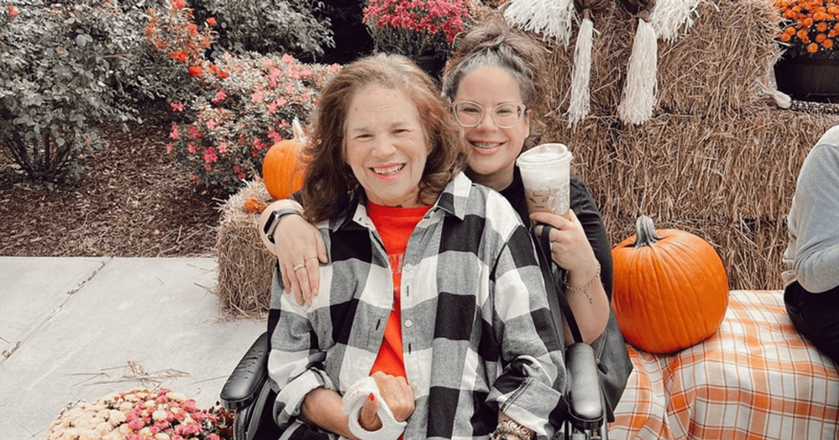 'It's been kind of hard': 'My Big Fat Fabulous Life' star Whitney Thore breaks down while grieving mom Babs