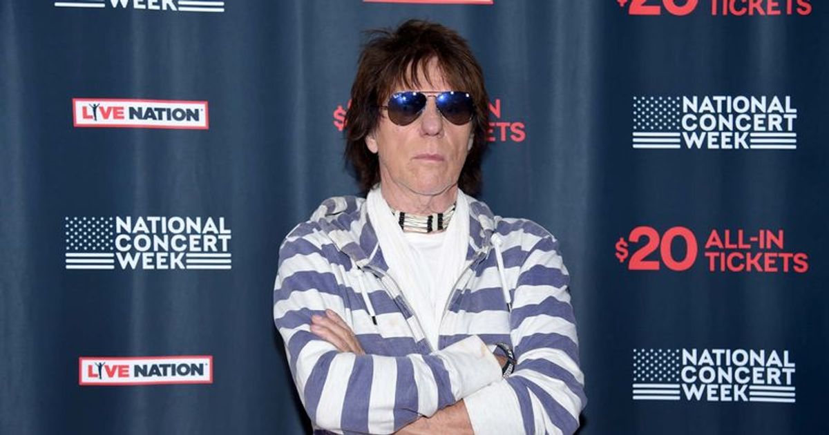 ‘He is irreplaceable’: Rod Stewart, Brian May and other celebs mourn death of rock legend Jeff Beck