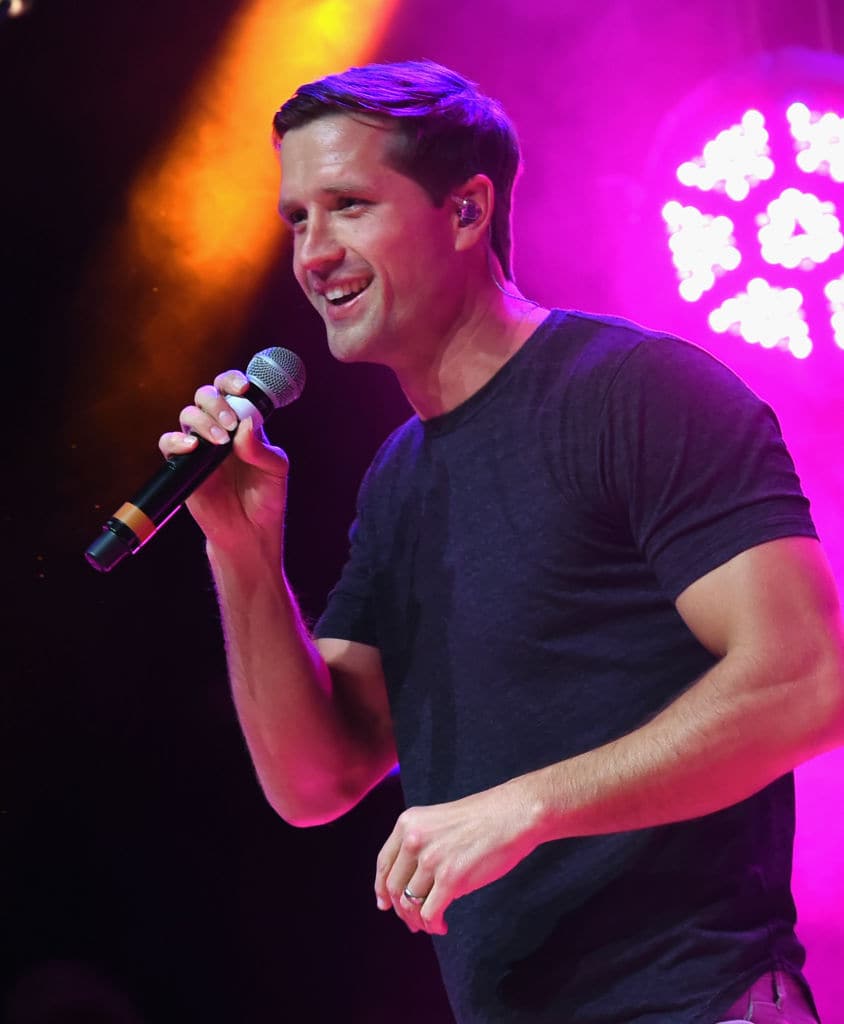 Singer Walker Hayes cancels his CMT performance after newborn daughter