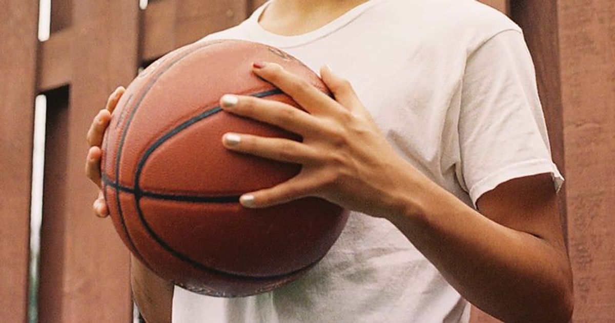 Texas student suspended for wearing nail polish, says it's 'double