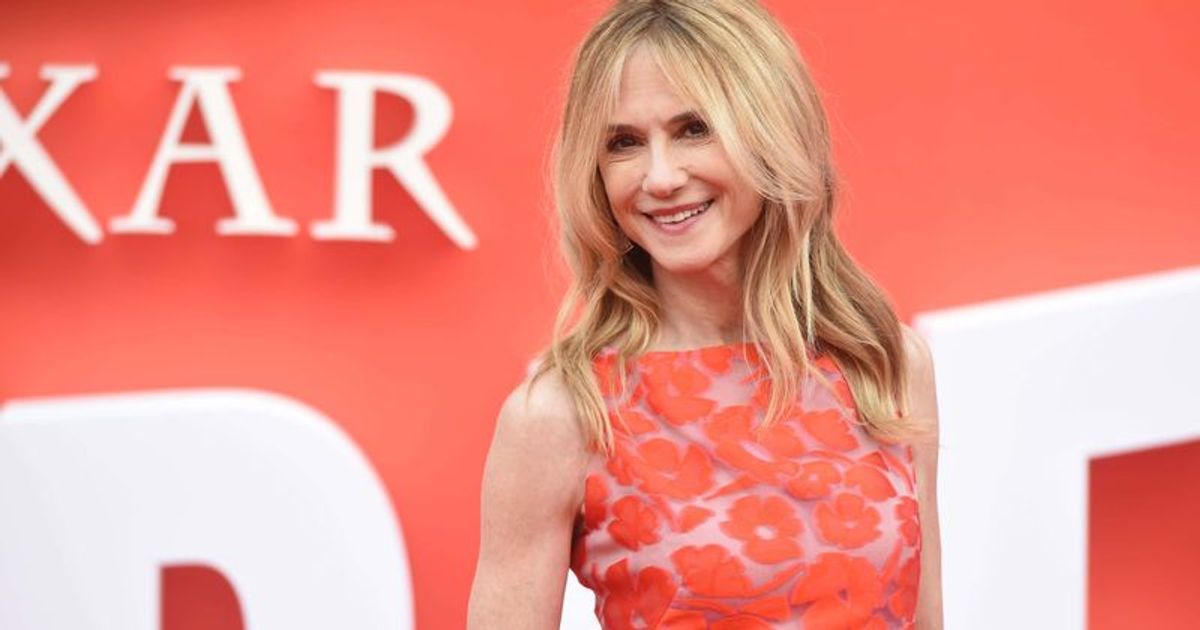 'Mr Mayor' How did Holly Hunter deaf in one ear? Here's how she
