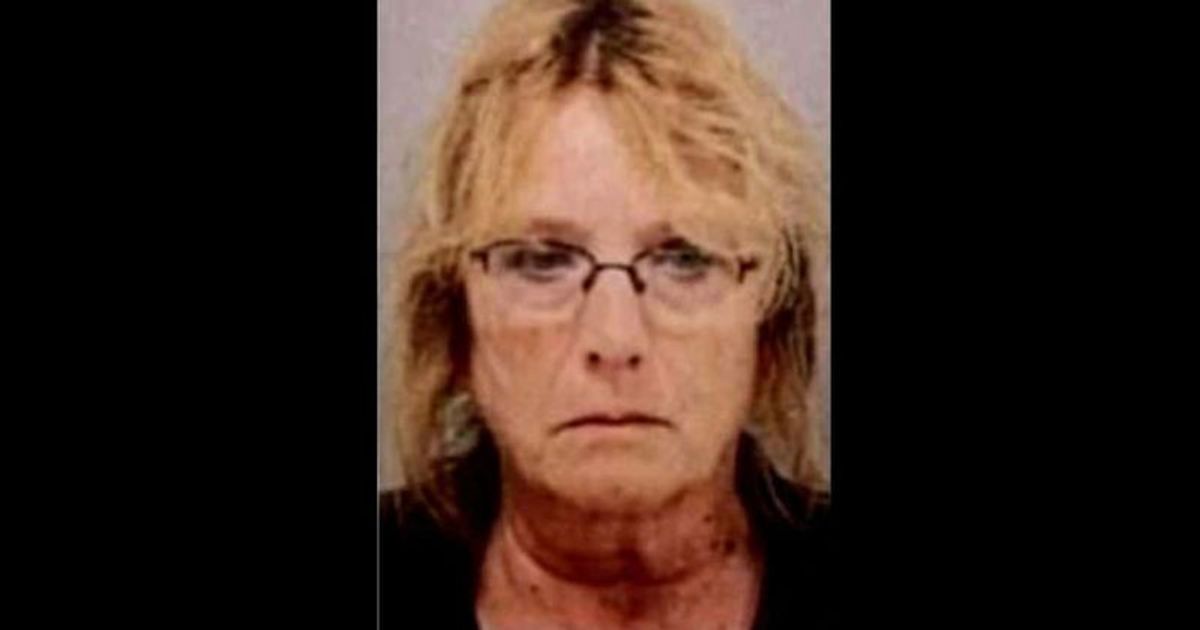 Pauline Waldron New York woman stabs pet dog, tries to decapitate her