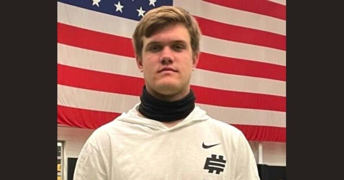 How did Robbie Roper die? Georgia high school footballer, 18, was a 3.9 ...