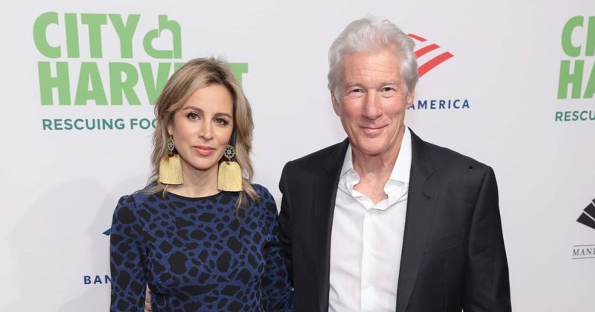 Richard Gere’s wife Alejandra Silva gives update on actor's pneumonia(00)