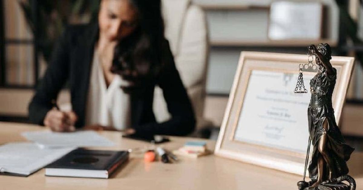 International Be Kind to Lawyers Day History, facts, and 5 quotes