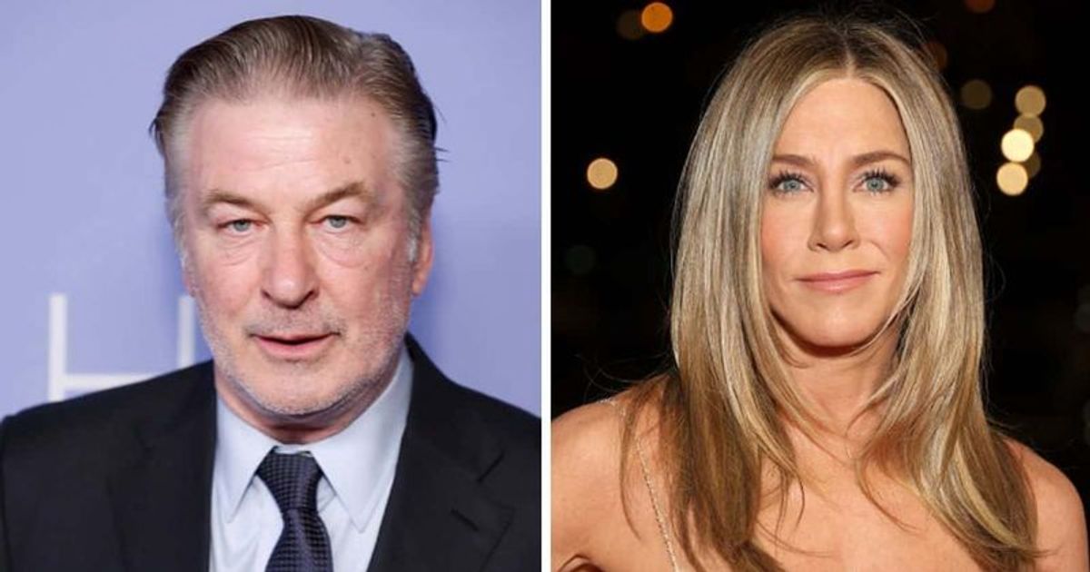 Alec Baldwin says kissing Jennifer Aniston on ’30 Rock’ was ‘painful