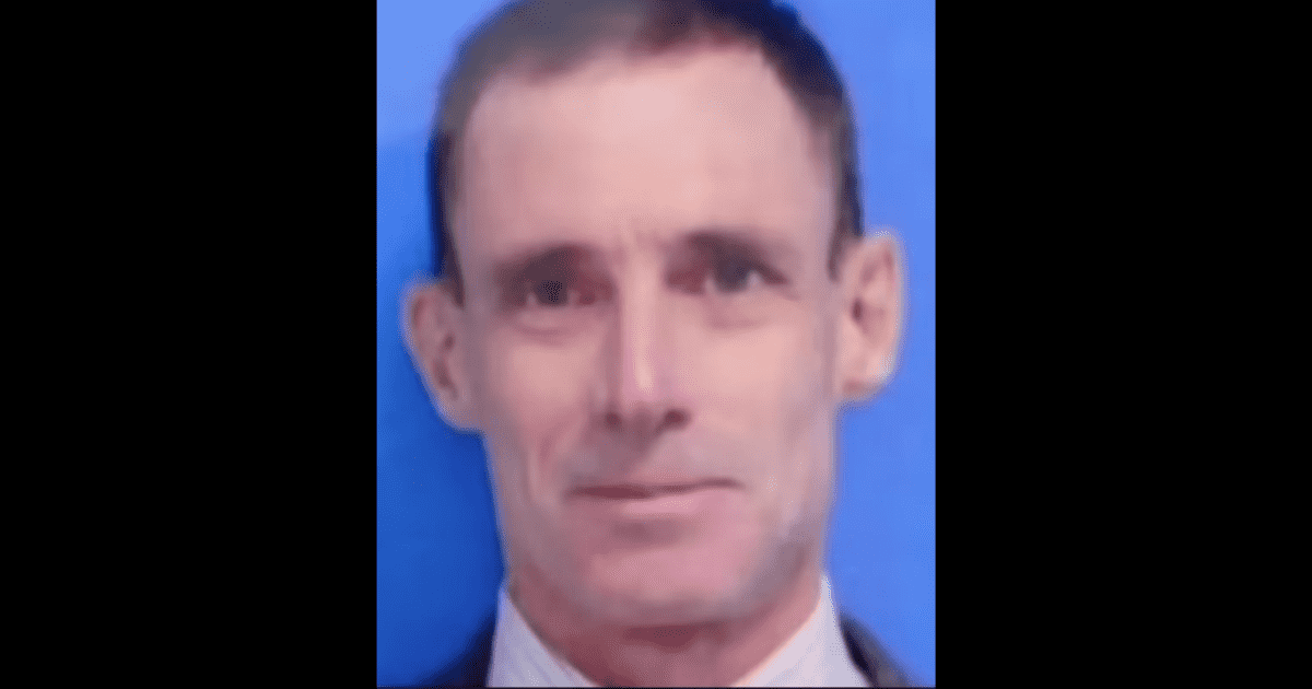 Who is Jones? United Airlines pilot breaks car park barrier