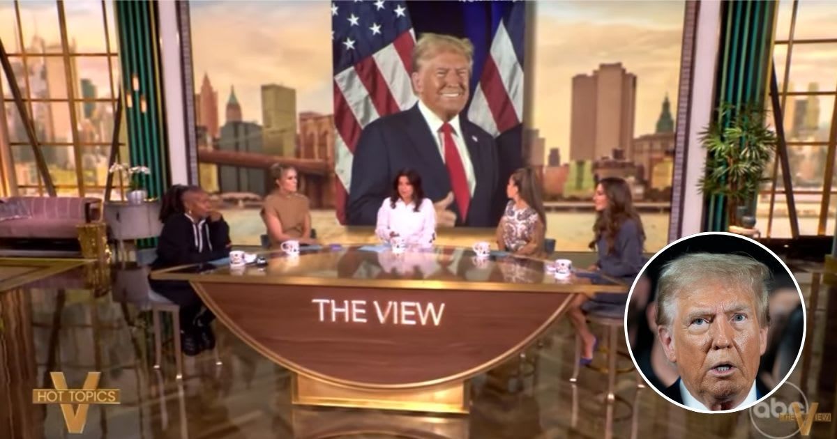 'The View' Host Ana Navarro Calls Out Donald Trump's Makeup Fail: "It's Pumpkin Spice Season"